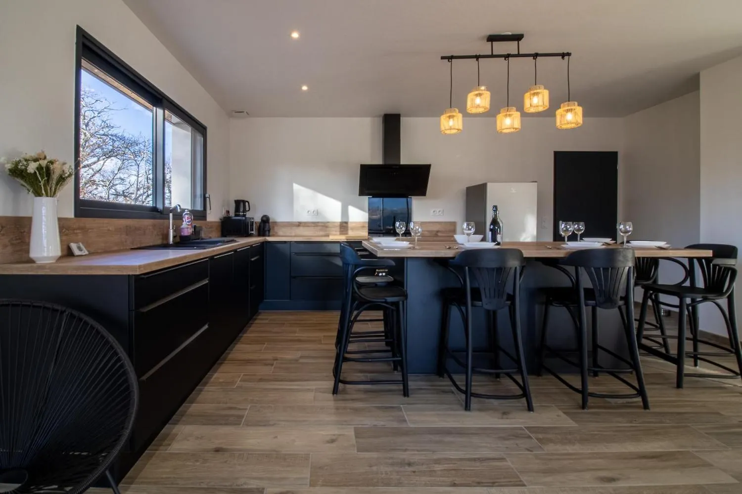 Maison Neuve Face Aux Pyrenees Loucrup